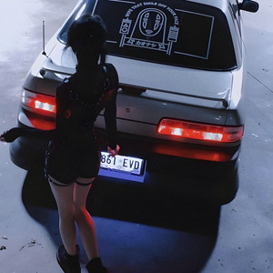 海南裸休美女撒尿露脸视频
